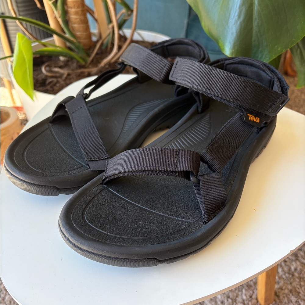 eva Women's Hurricane XLT 2 Sport Sandal (women’s, size 11)